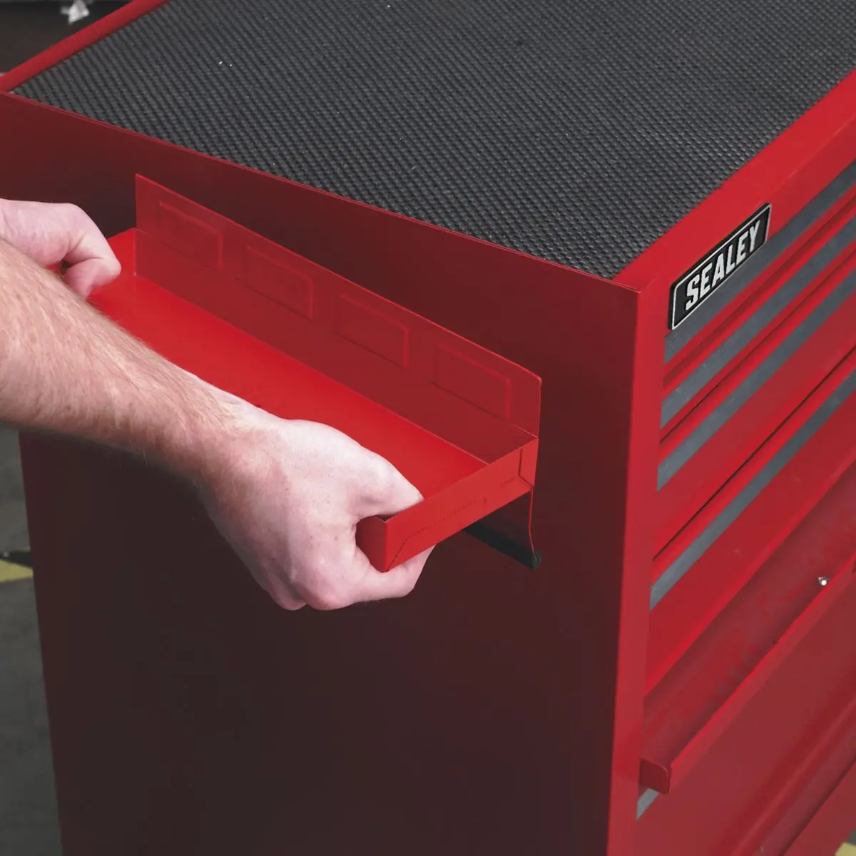 Sealey Magnetic Tool Storage Tray 310 x 115mm - Image 4