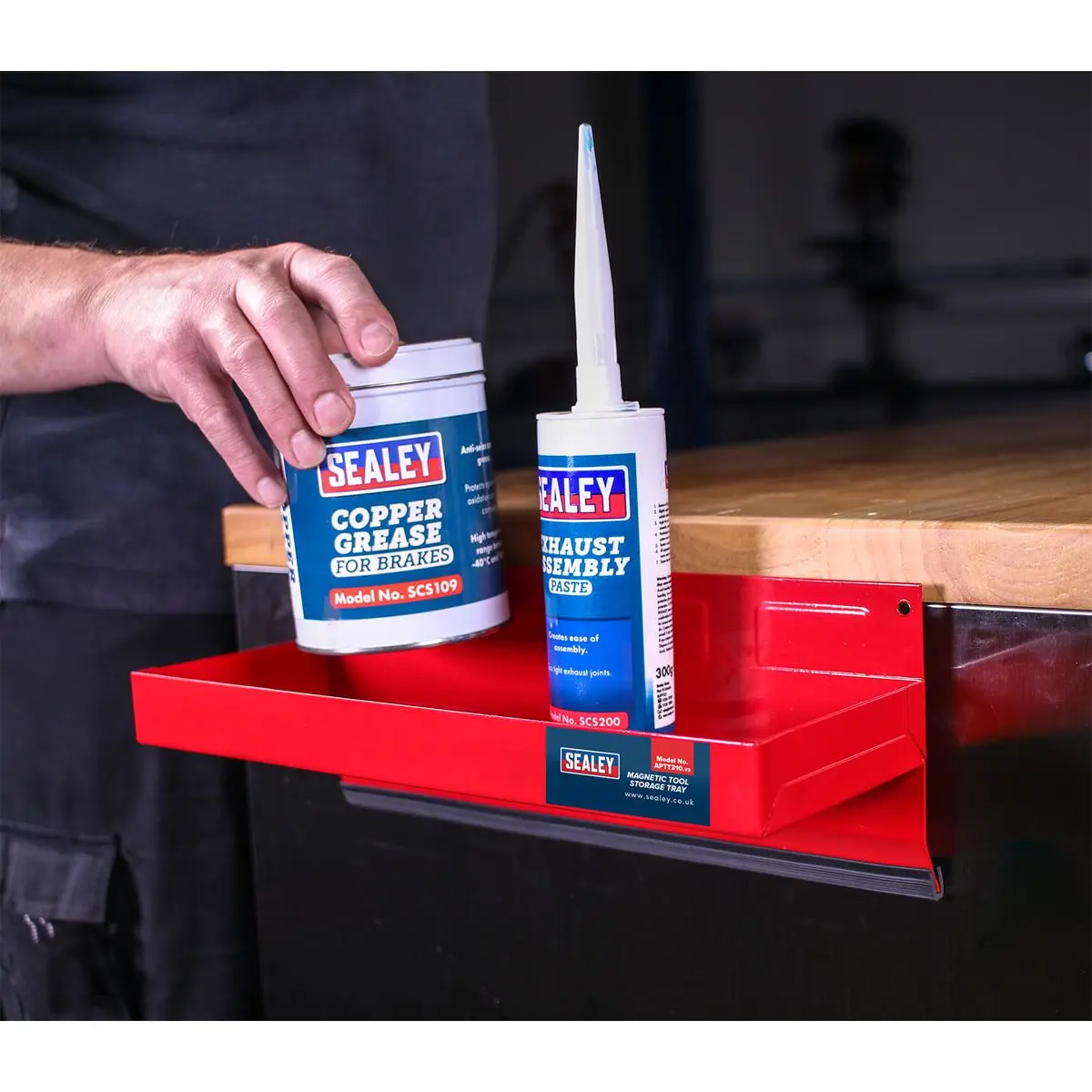 Sealey Magnetic Tool Storage Tray 310 x 115mm - Image 7