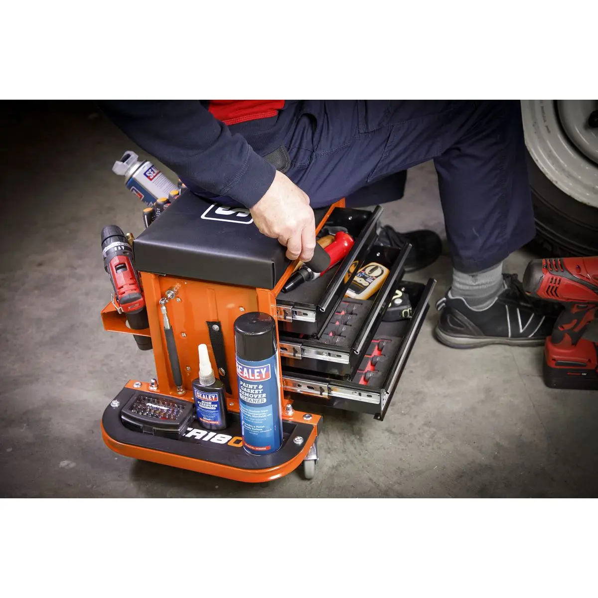 Sealey Mechanic's Utility Seat & Toolbox - Orange - Image 11