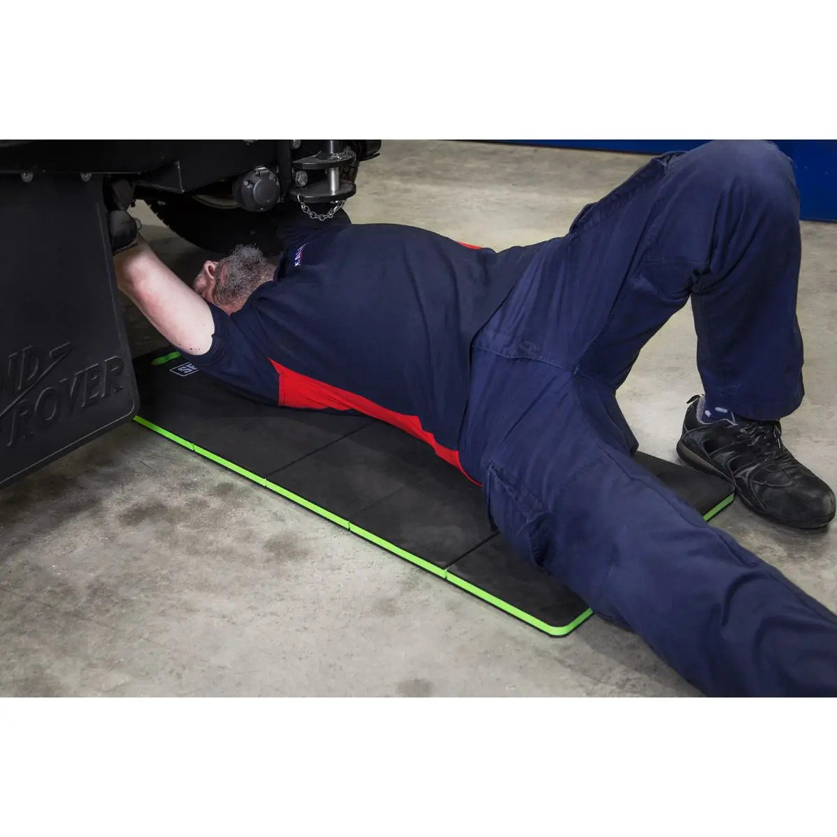 Sealey Mechanic's Work Mat Folding 23mm - Image 7