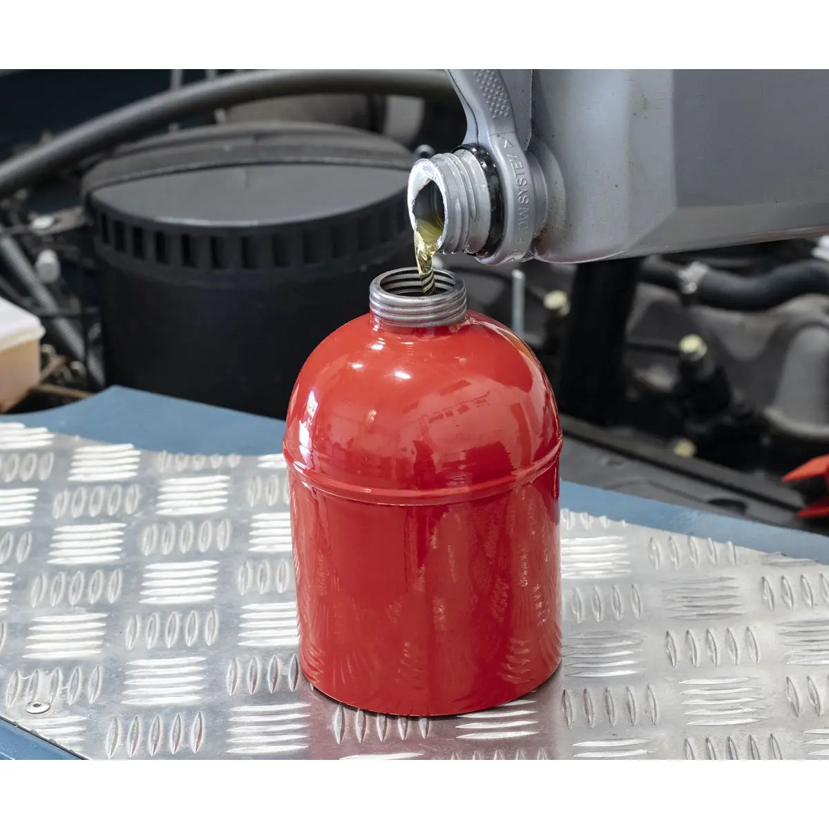 Sealey Metal Oil Can Flexible Spout 1000ml - Image 6