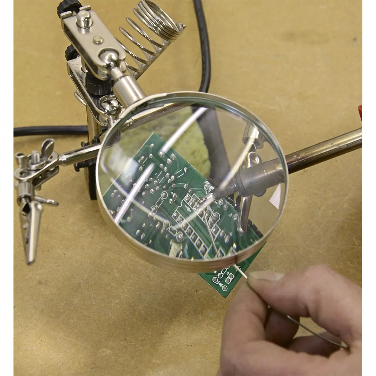 Sealey Mini Robot Soldering Stand with Magnifier & Iron Holder - Image 3