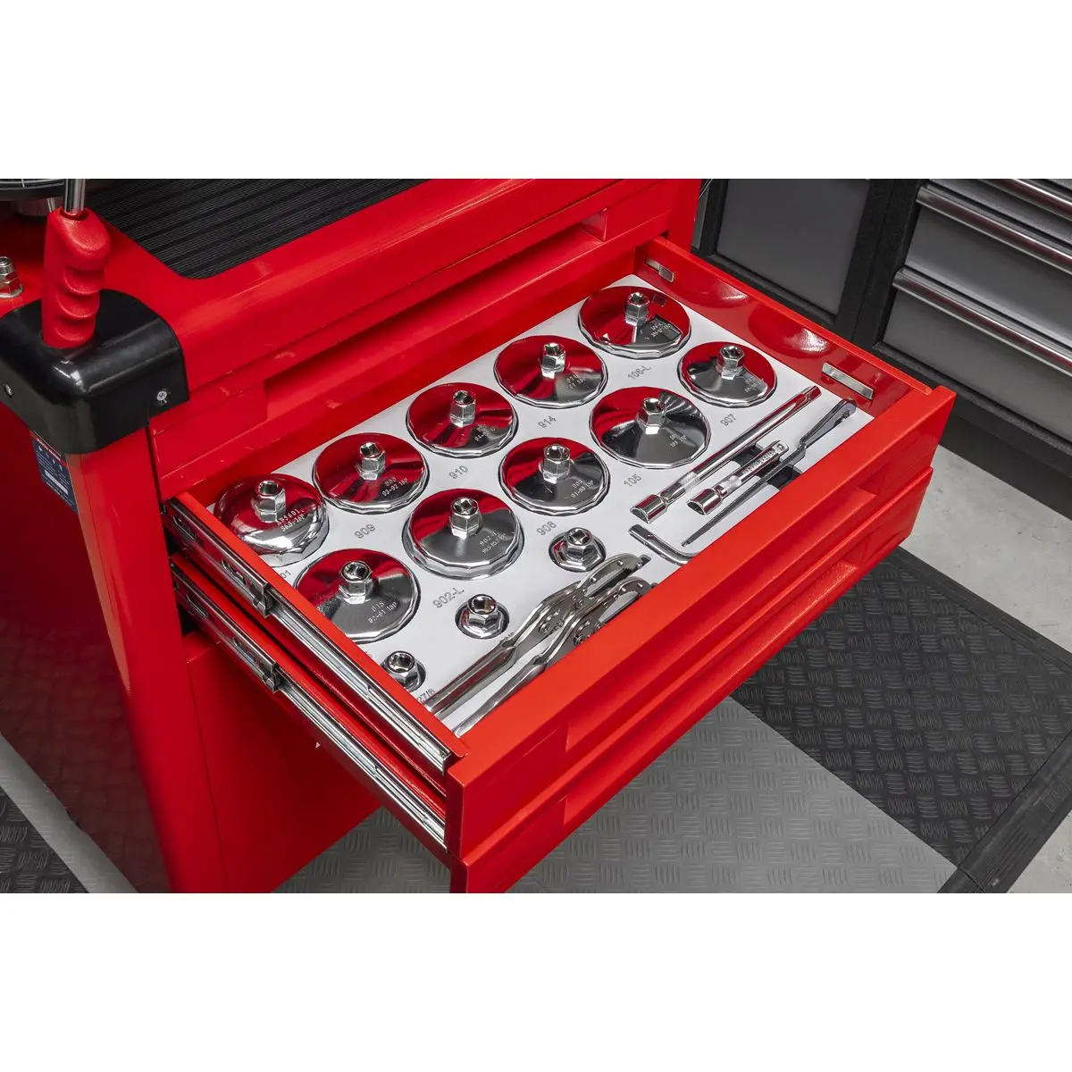 Sealey Mobile Multifunction Oil Station with 61pc Tool Set - Image 4