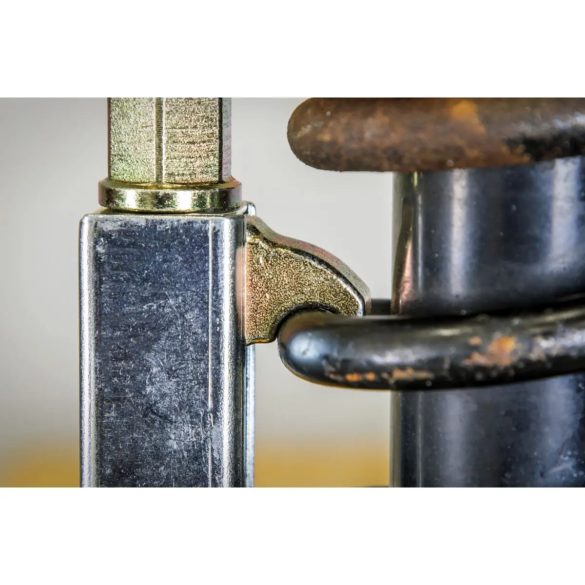 Sealey Motorcycle Coil Spring Compressor - Image 2