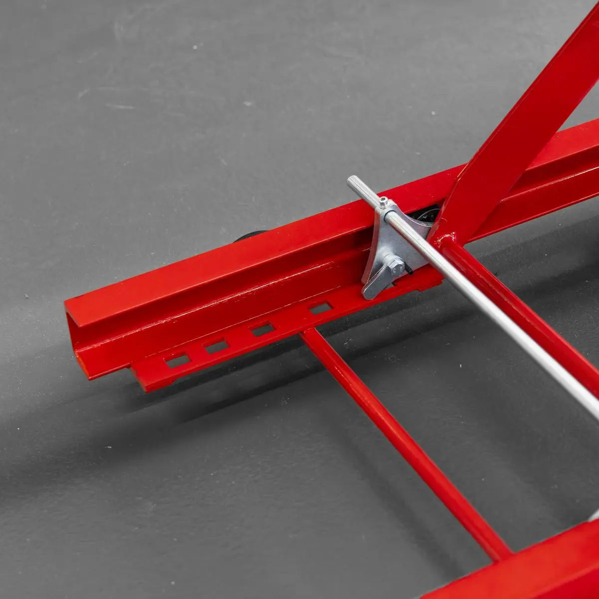 Sealey Premier Hydraulic Motorcycle Lift 363kg Capacity - Image 3