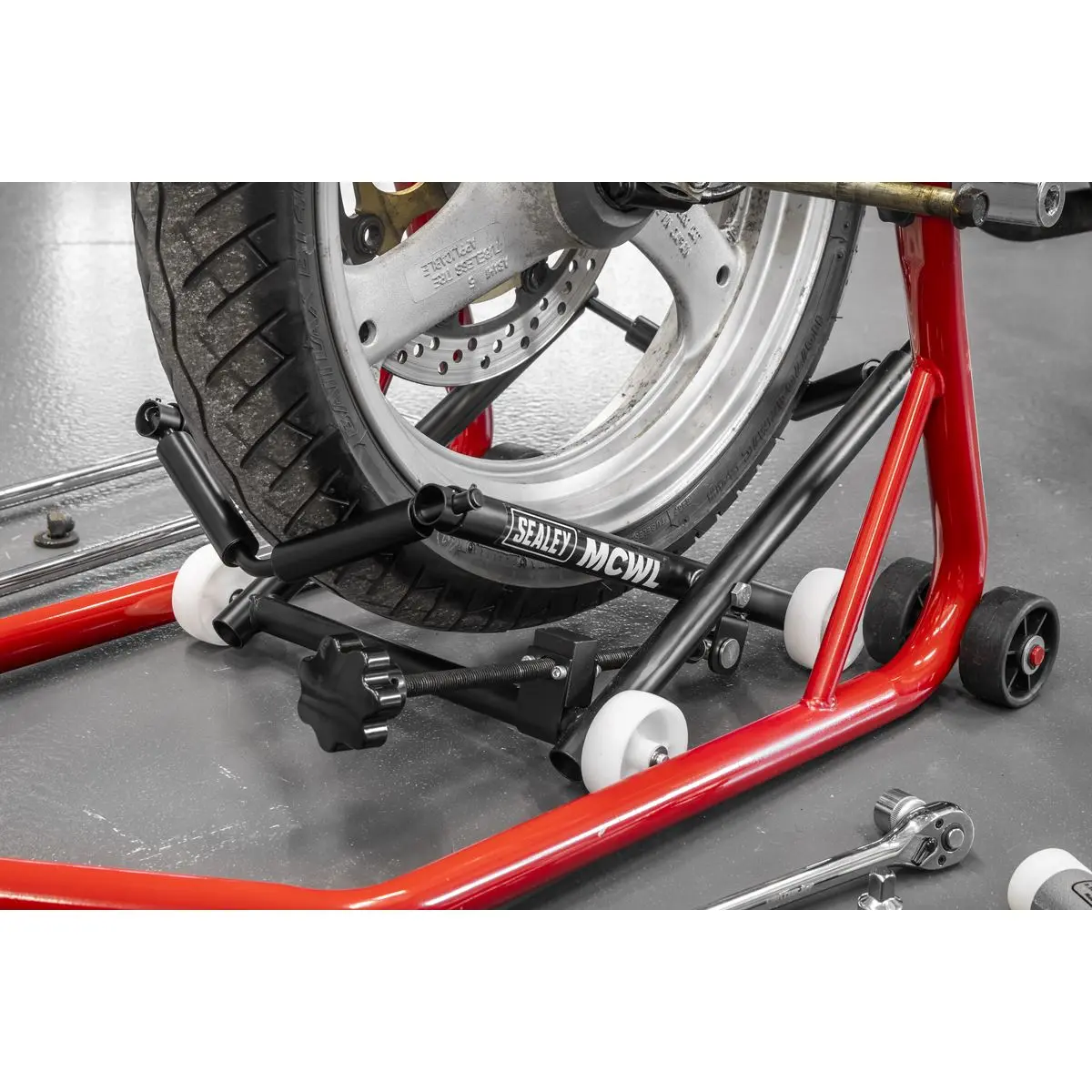 Sealey Motorcycle Wheel adjustable Support with Rollers - Image 5