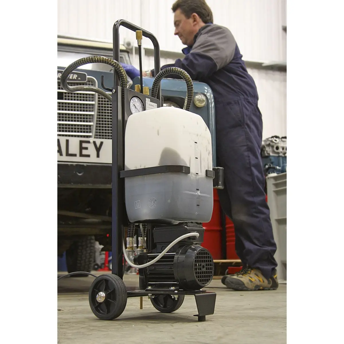 Sealey Oil Extractor Mobile 230V - Image 2