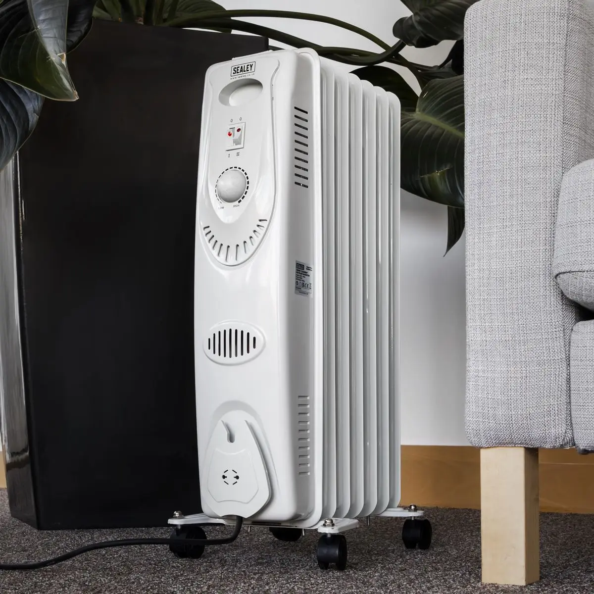 Sealey Oil Filled Radiator 1500W/230V 7-Element - Image 5