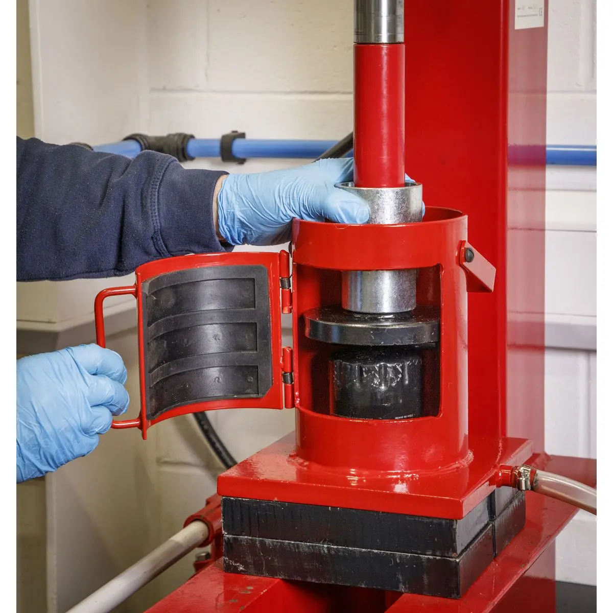 Sealey Oil Filter Crushing Unit - Image 5