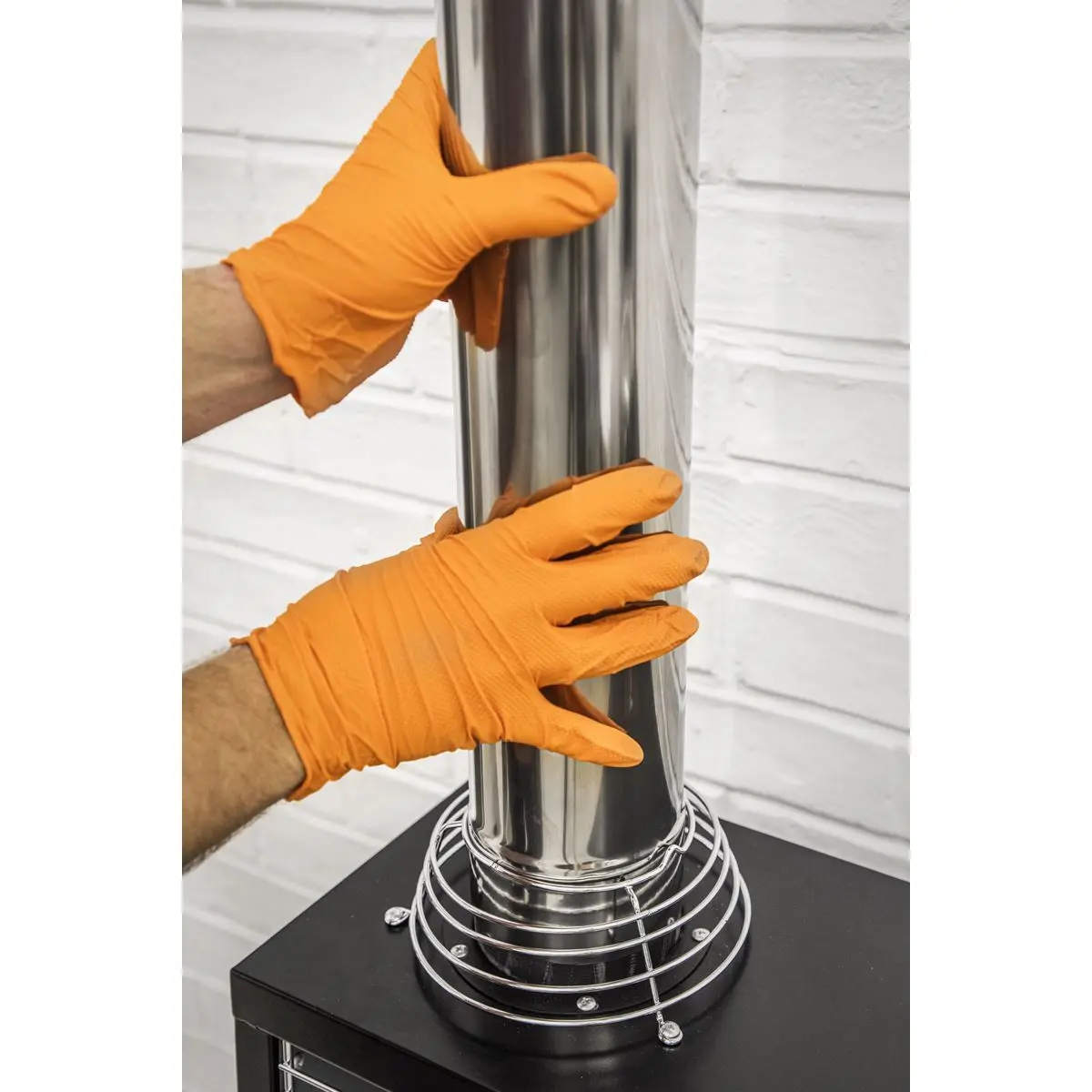 Sealey Orange Diamond Grip Extra-Thick Nitrile Powder- Free Gloves Large - Pack of 50 - Image 7