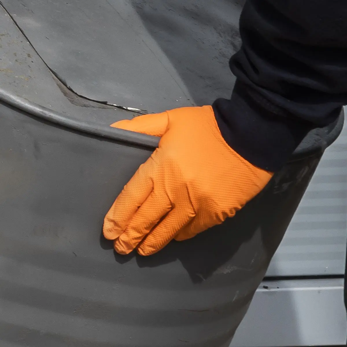 Sealey Orange Diamond Grip Extra-Thick Nitrile Powder-Free Gloves X-Large - Pack of 50 - Image 5