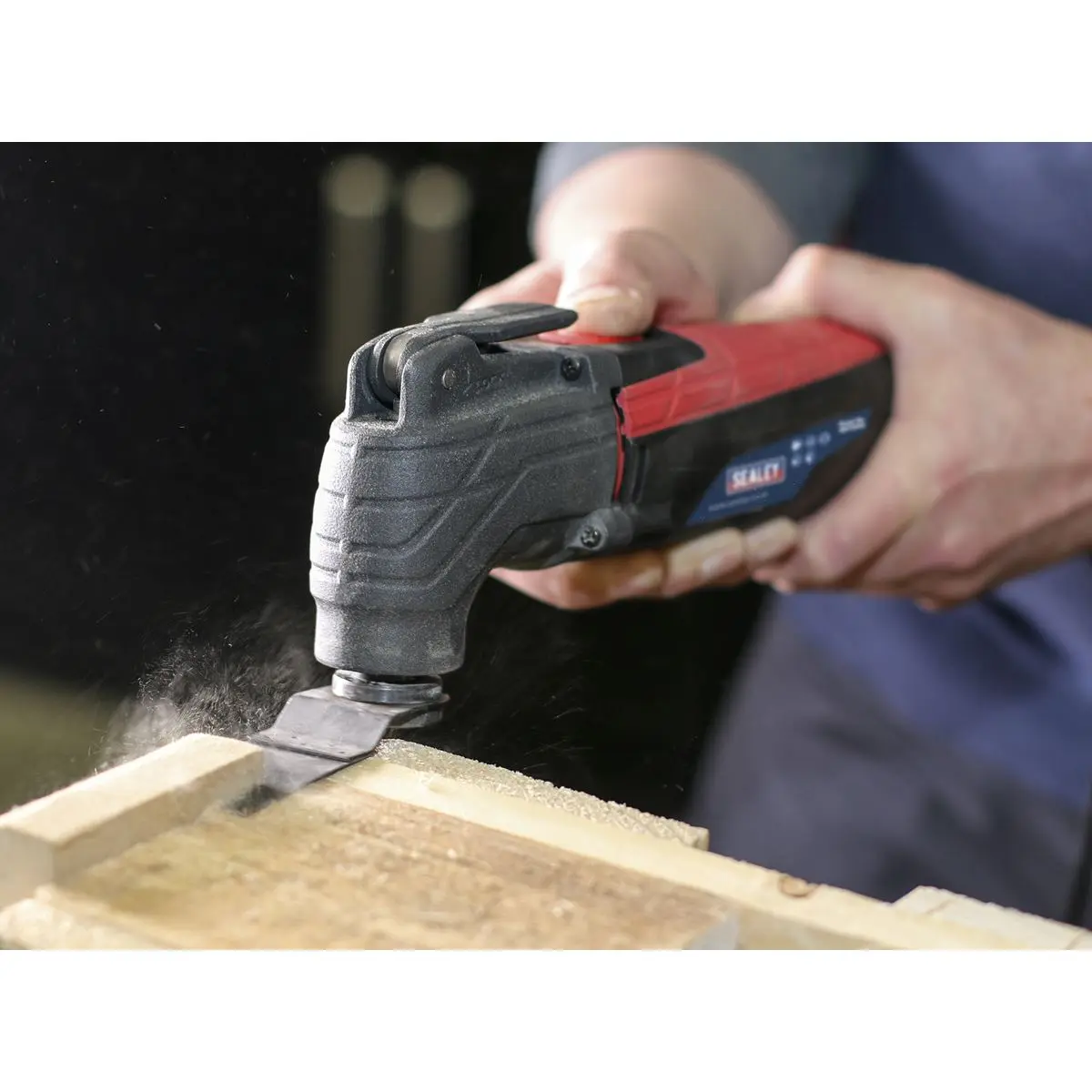 Sealey Oscillating Multi Tool 300W 230V Quick Change - Image 3