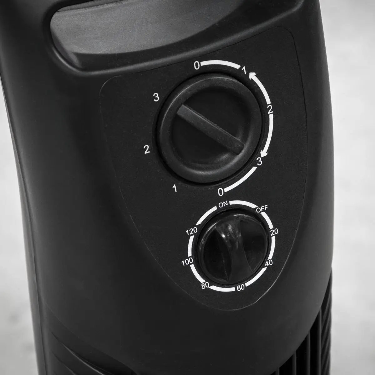 Sealey Oscillating Tower Fan 3-Speed 30" 230V - Image 7