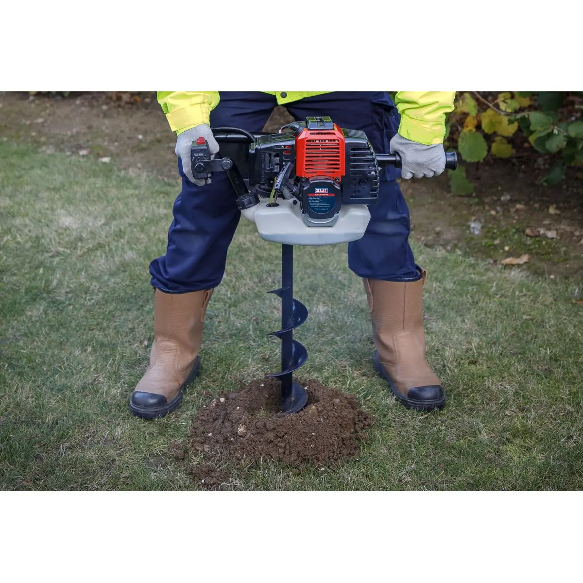 Sealey Petrol Earth Auger 2-Stroke - Image 7