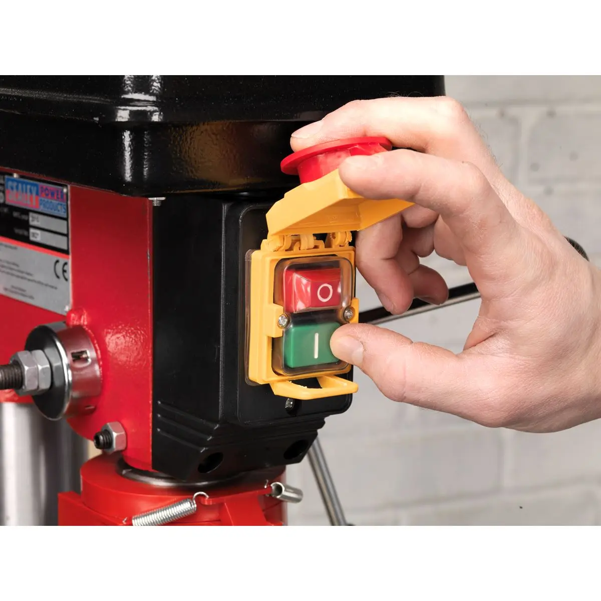 Sealey Pillar Drill Floor 12-Speed 370W/230V - Image 2