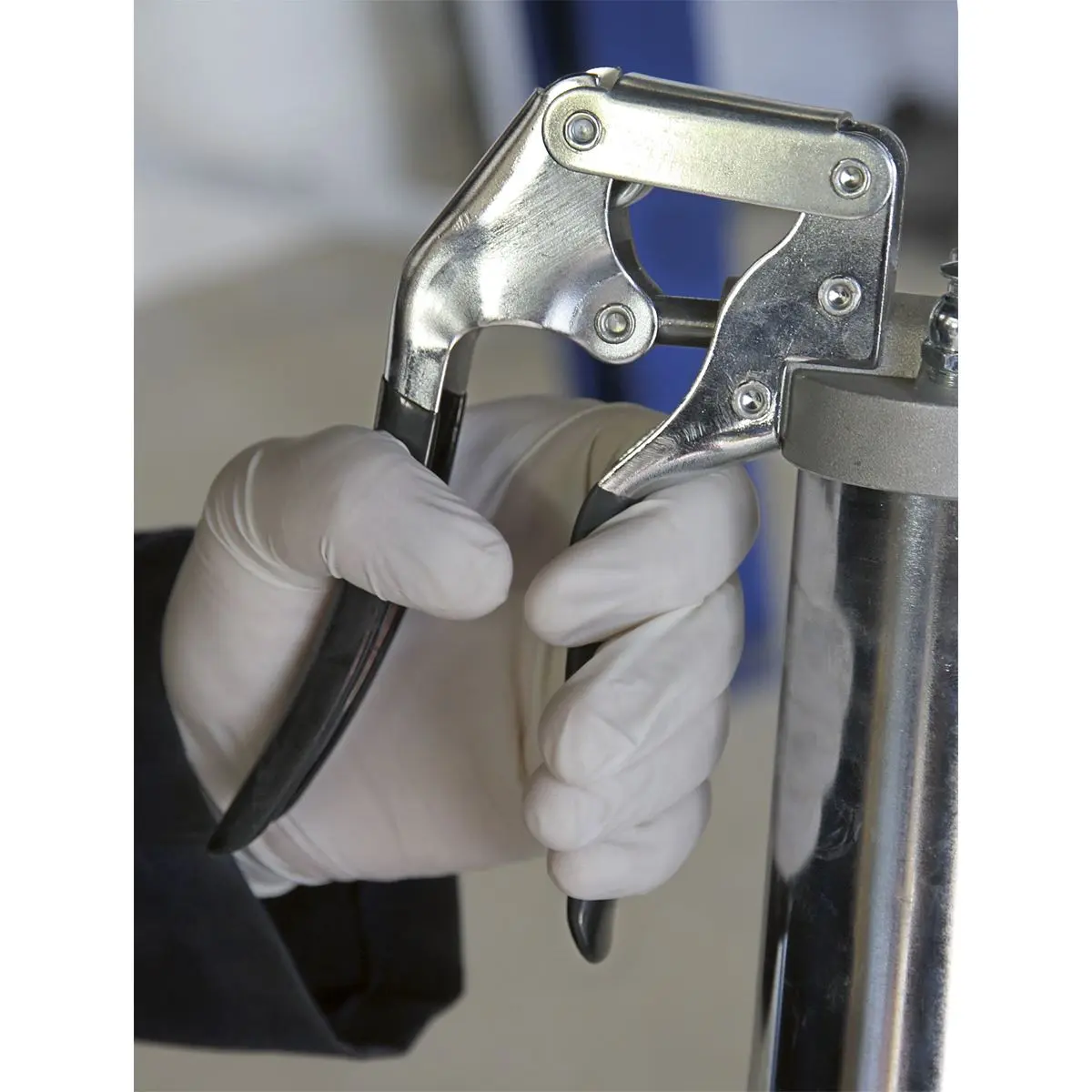 Sealey Pistol Type Grease Gun 3-Way Fill - Image 3