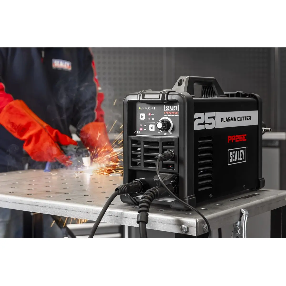 Sealey Plasma Cutter Inverter 25A 230V - Image 13