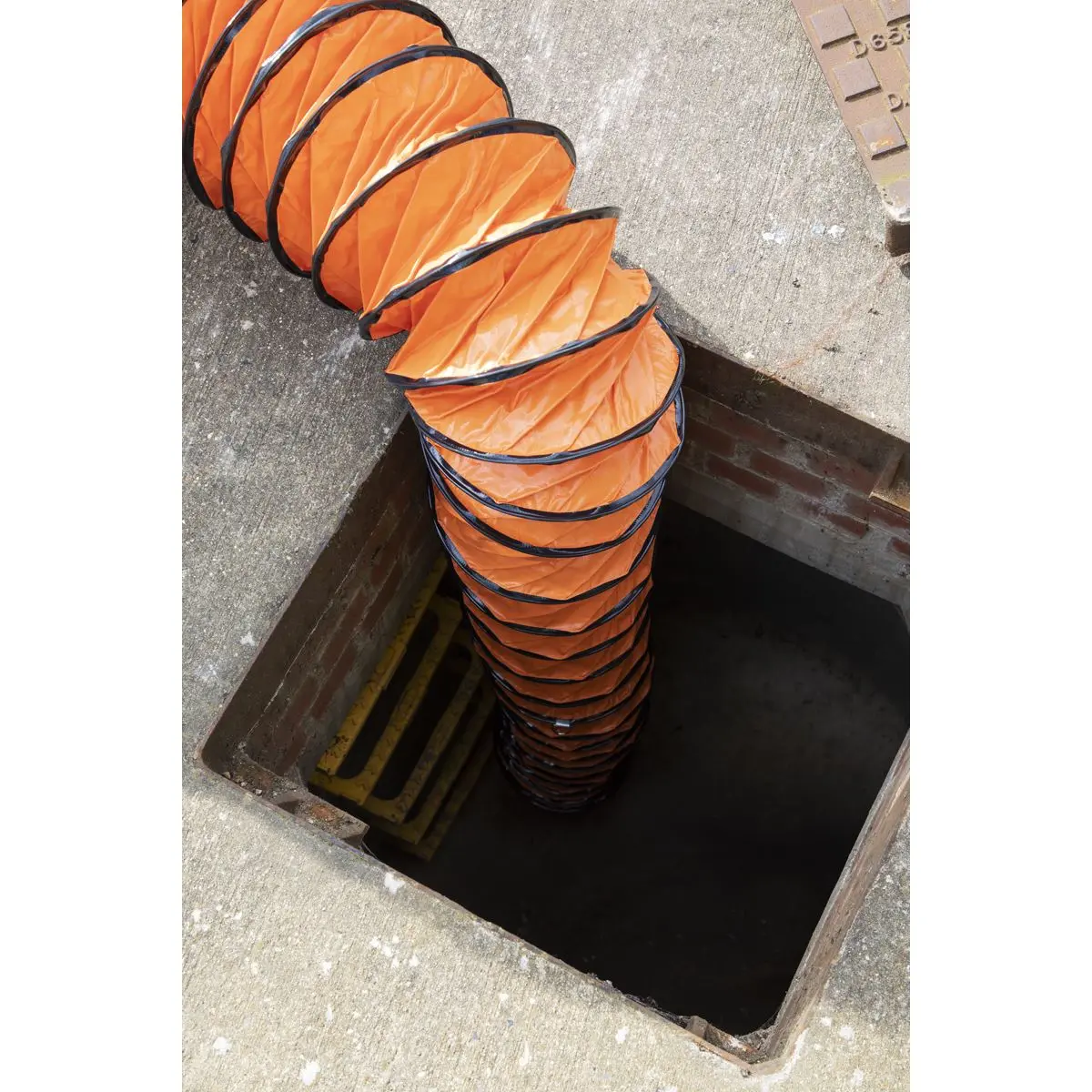 Sealey Portable Ventilator Ø250mm with 5m Ducting - Image 6