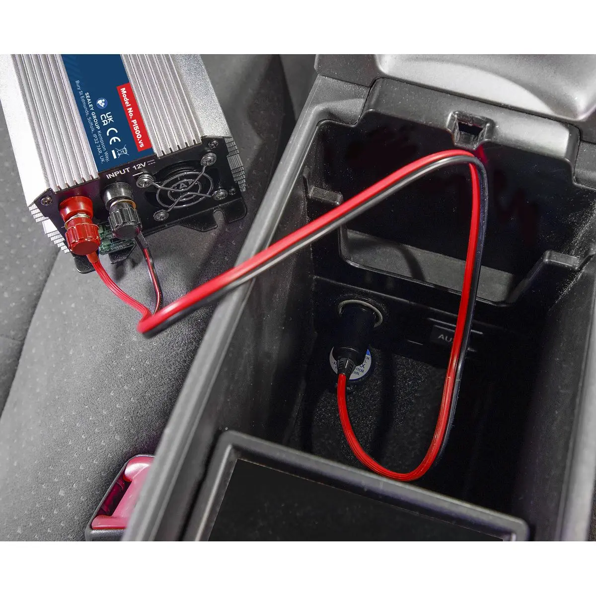Sealey Modified Sine Wave Power Inverter 500W 12V DC - 230V ~ 50Hz - Image 10