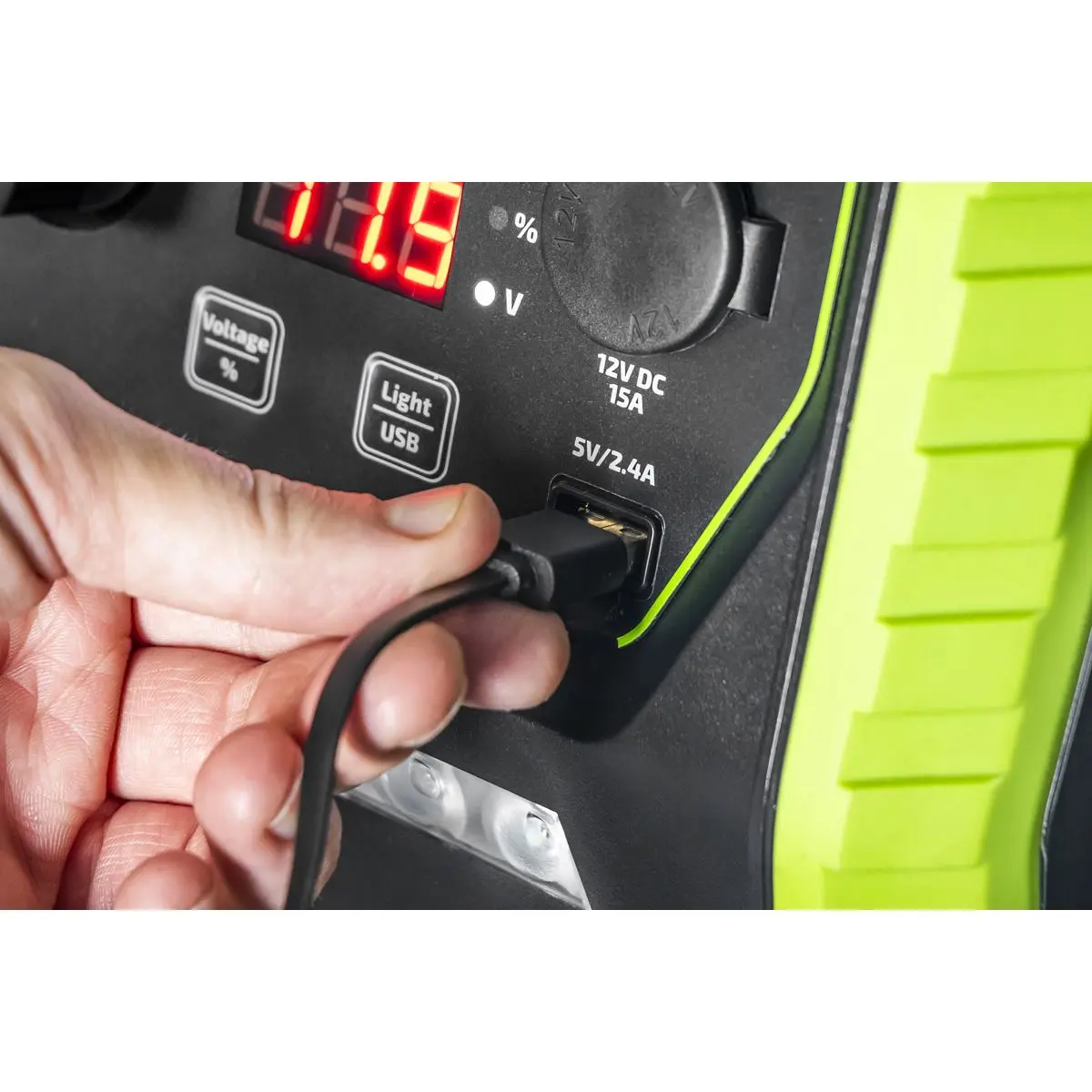 Sealey Premier 12V RoadStart® Jump Starter 2200 Peak Amps - Image 8