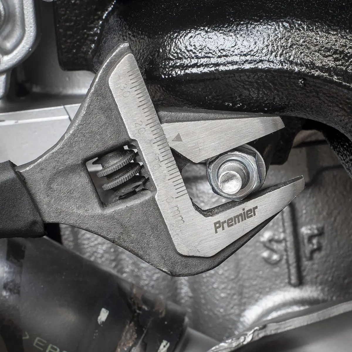 Sealey Premier Adjustable Wide Jaw Wrench 150mm - Image 4