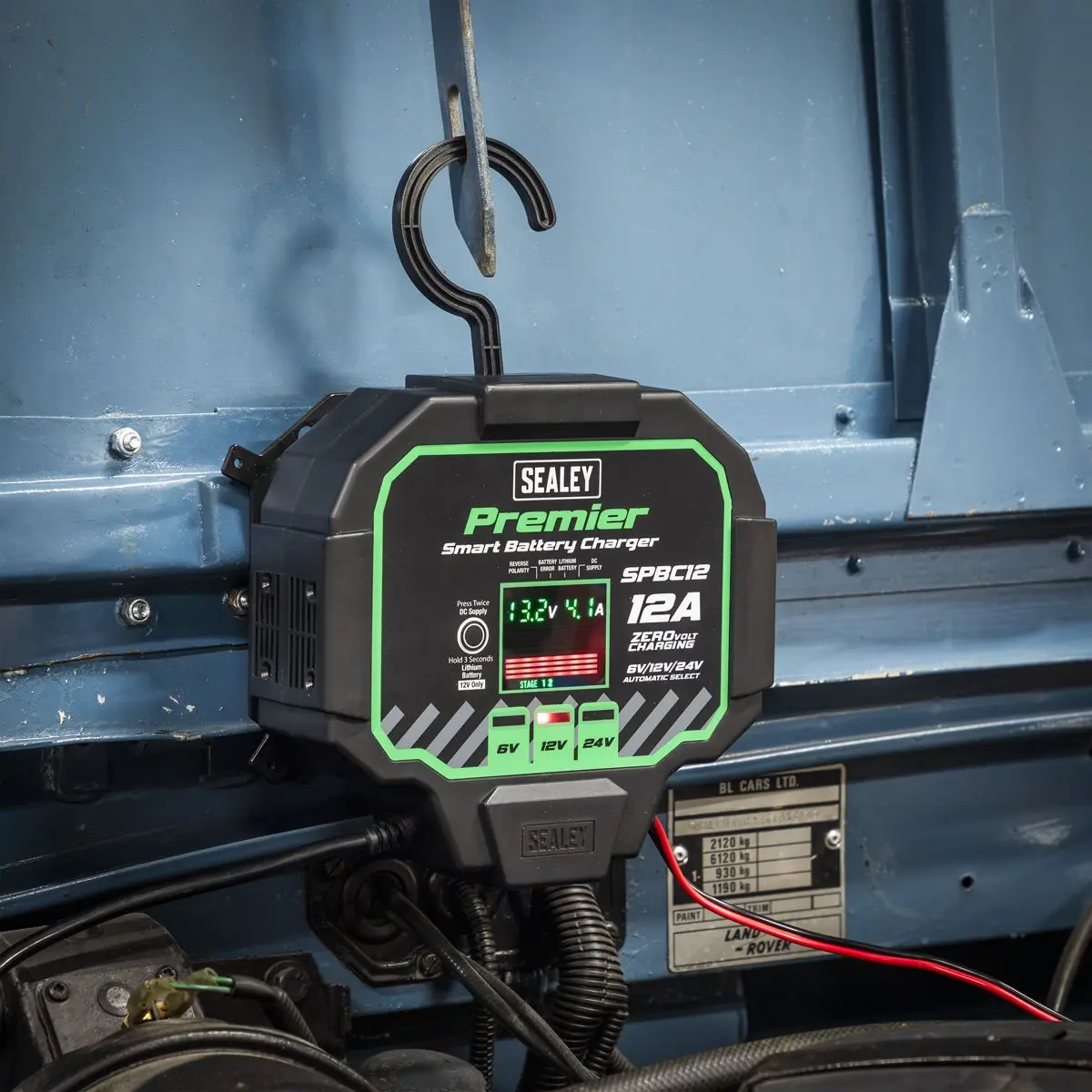 Sealey Premier Battery Maintainer Charger 12A Fully Automatic - Image 8