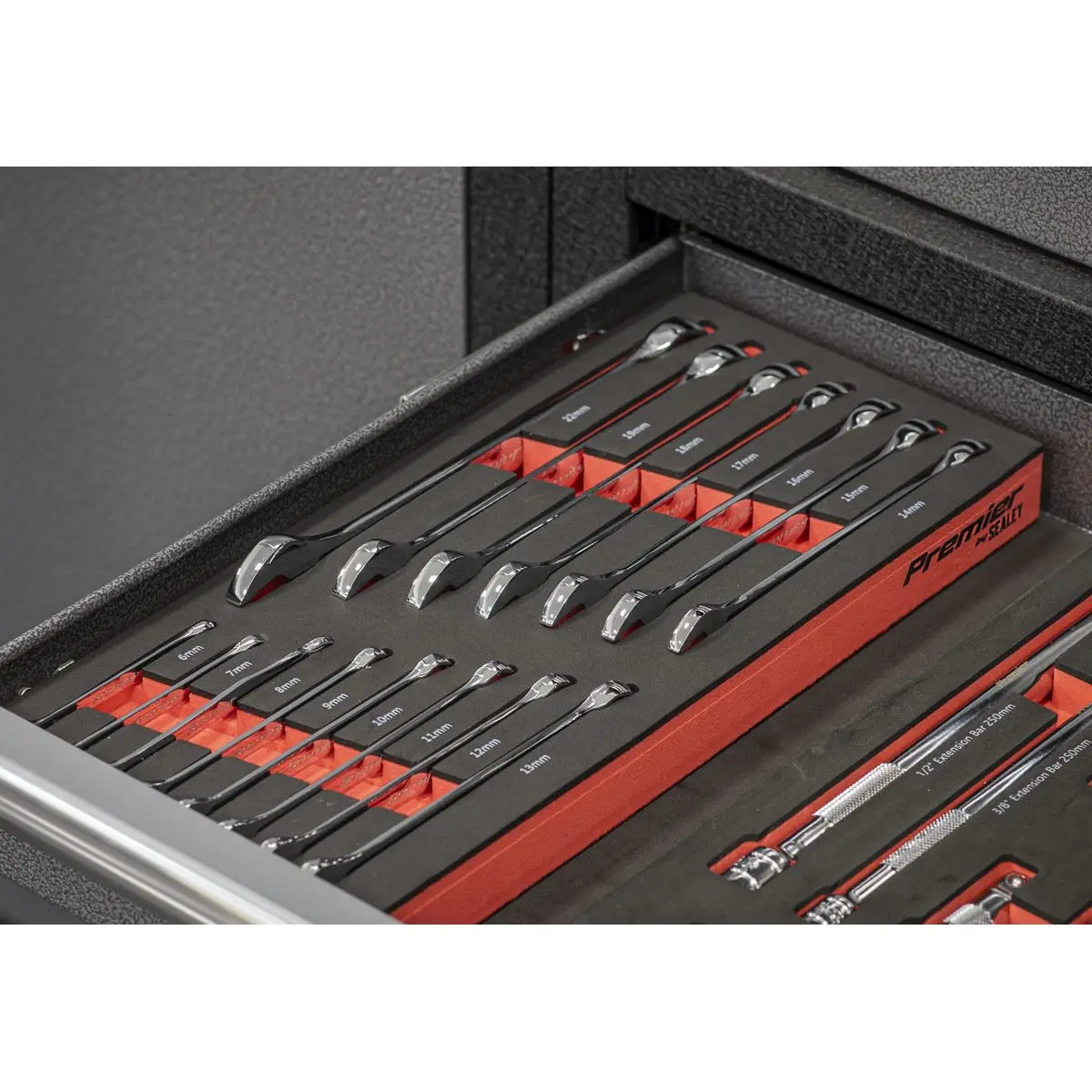 Sealey Premier Combination Spanner Set with Tool Tray 15pc - Image 4
