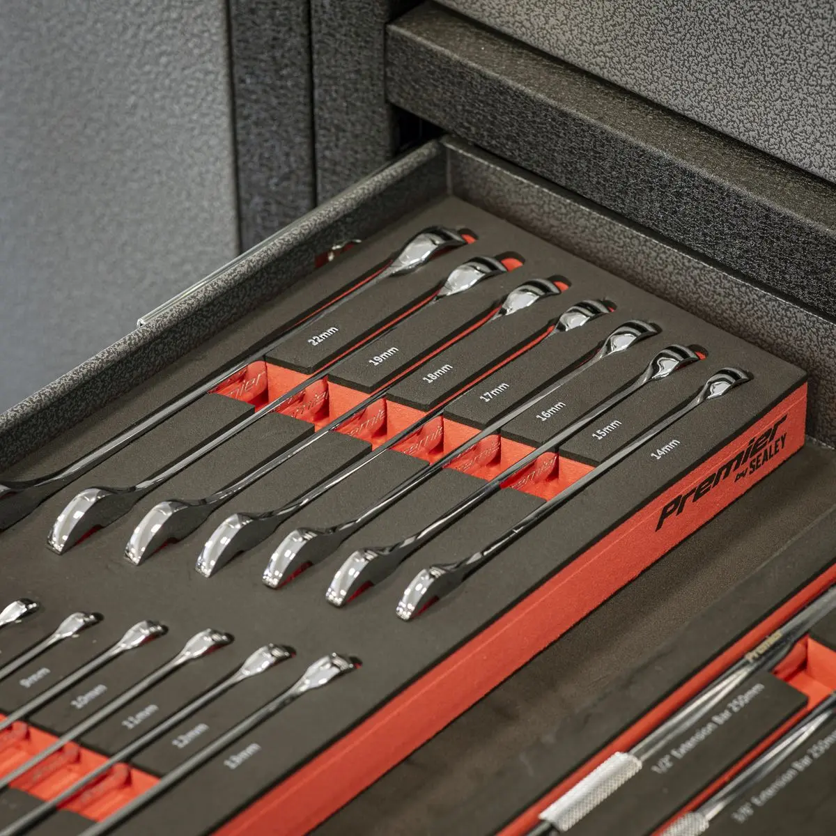 Sealey Premier Combination Spanner Set with Tool Tray 15pc - Image 7