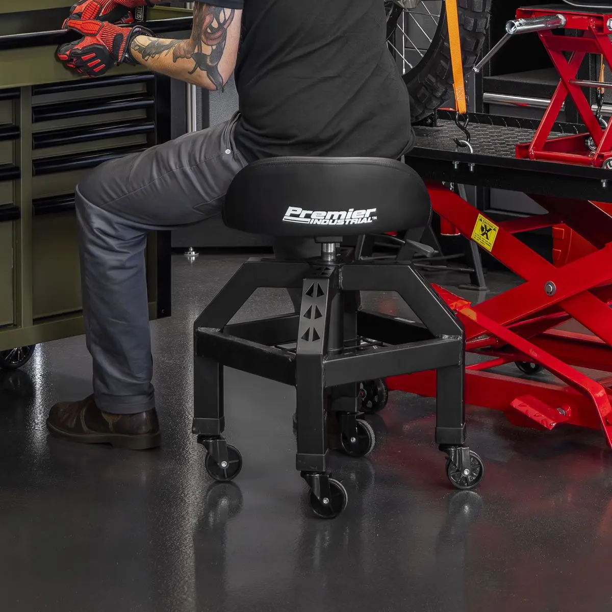 Sealey Premier Industrial Premier Industrial Pneumatic Creeper Stool with Adjustable Height Swivel Seat & Back Rest - Image 7