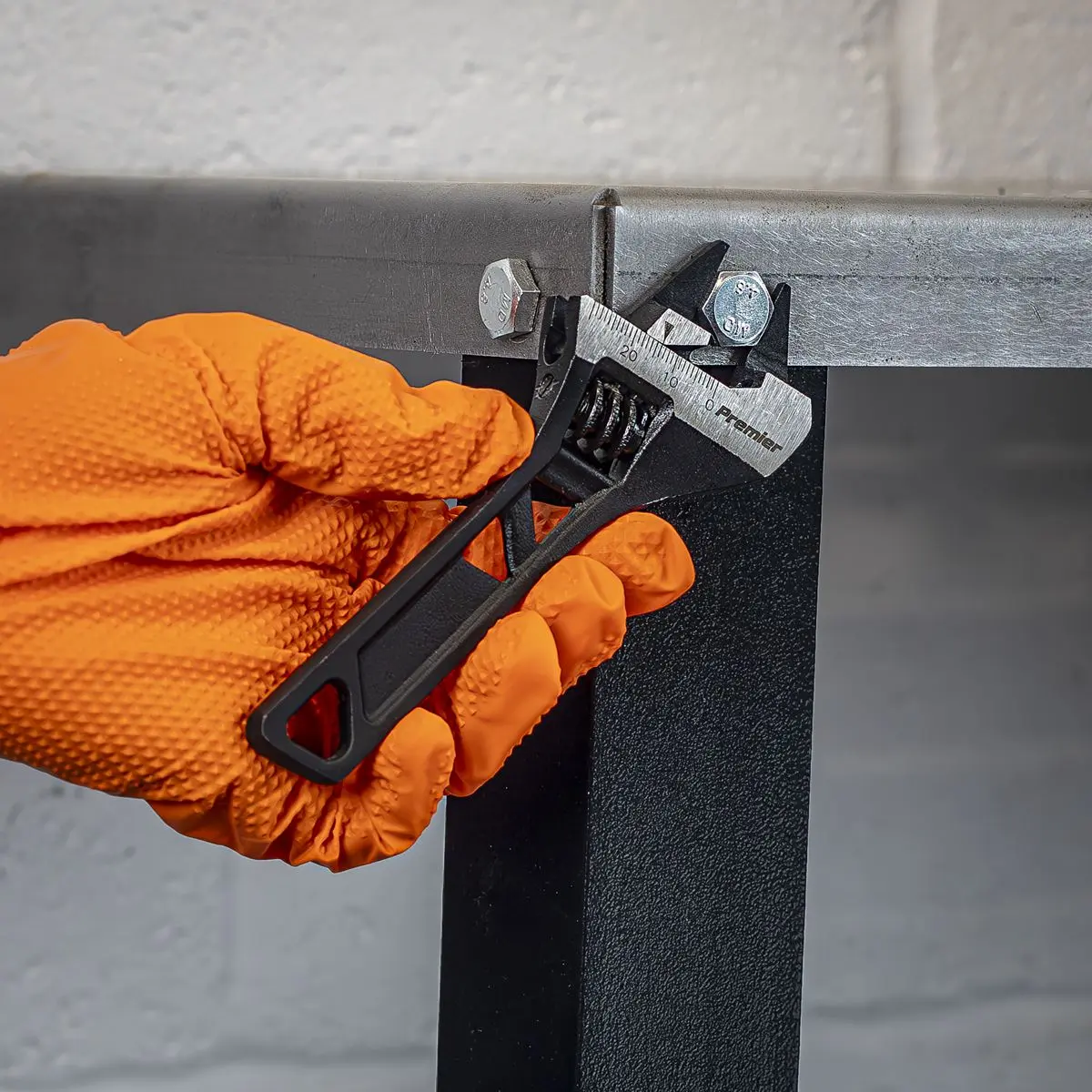 Sealey Premier Low Profile Jaw Adjustable Wrench 140mm - Image 4