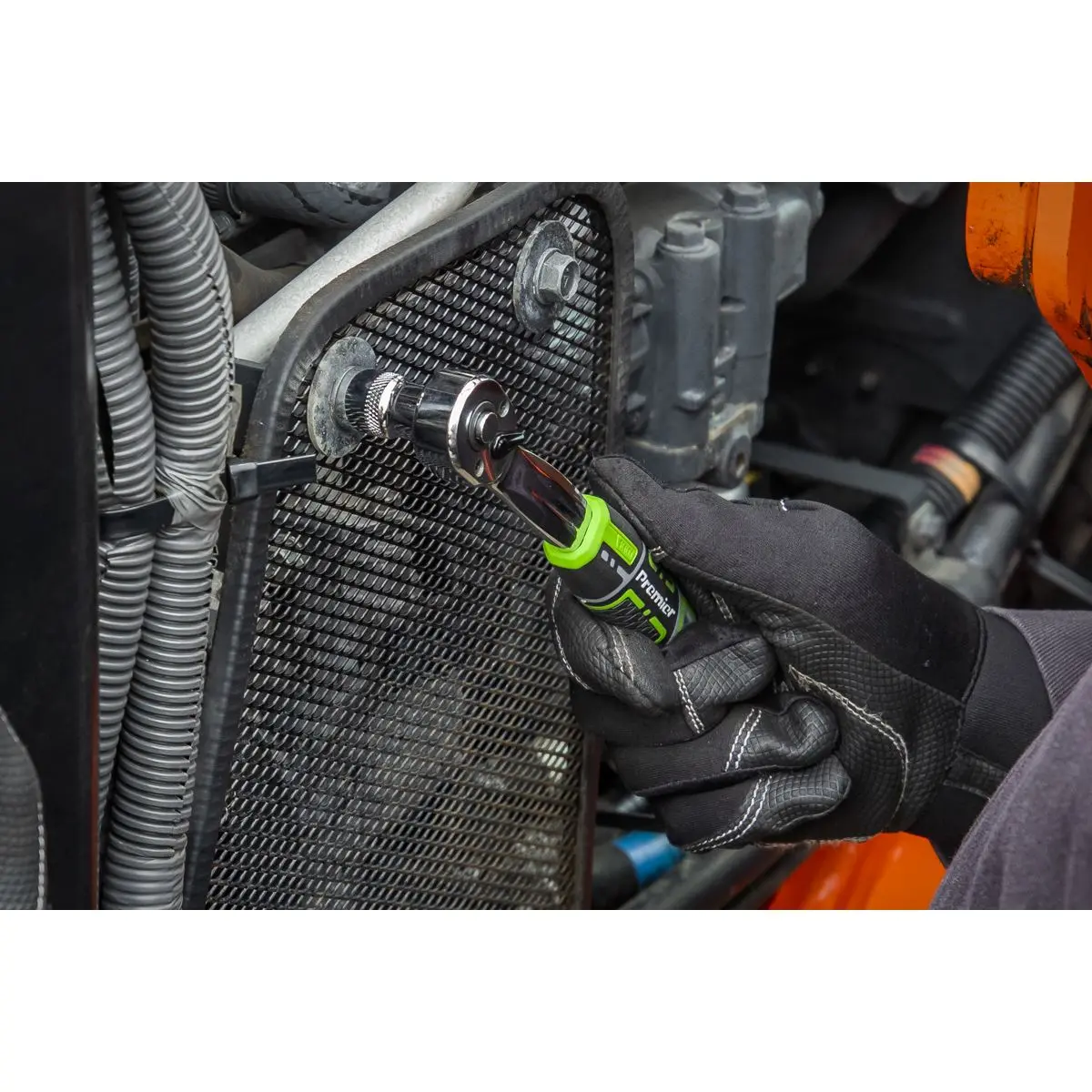 Sealey Premier Mechanic's Tool Kit 144pc Hi-Vis Green - Image 10