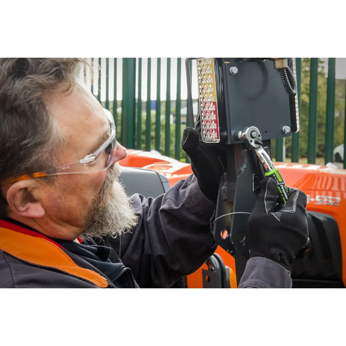 Sealey Premier Mechanic's Tool Kit 144pc Hi-Vis Green - Image 12