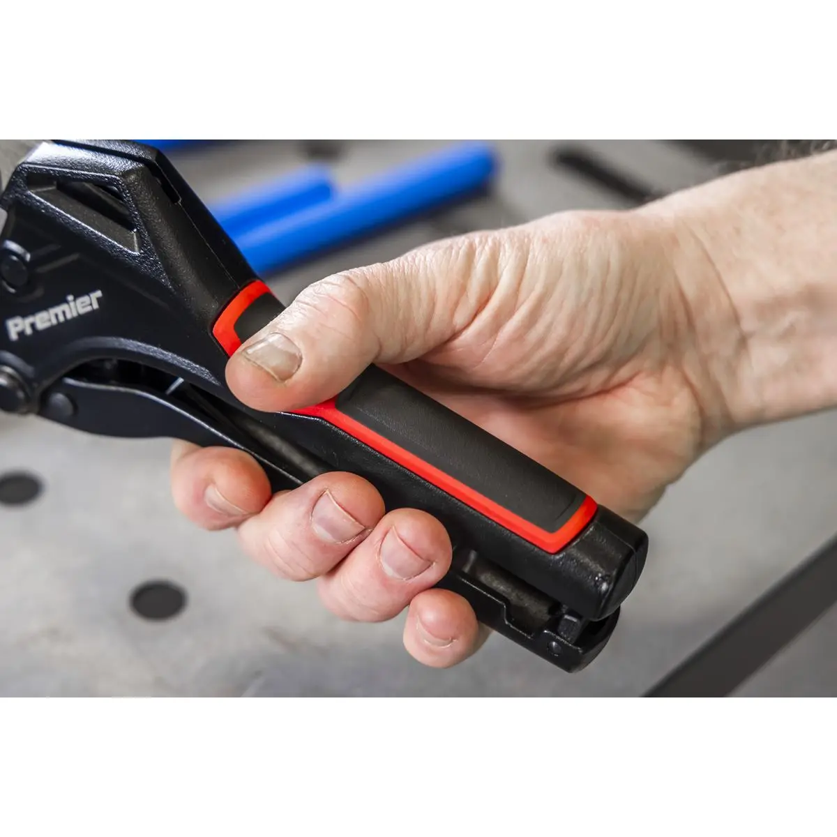 Sealey Premier Plastic Pipe Cutter 6-42mm - Image 4