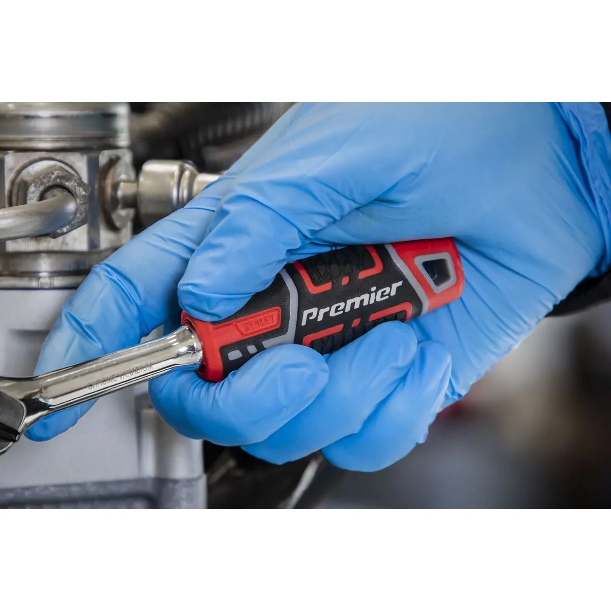 Sealey Premier Ratchet Wrench 1/4"Sq Drive Flip Reverse - Image 4