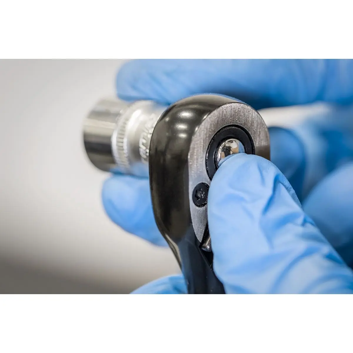 Sealey Premier Black Ratchet Wrench 1/4"Sq Drive - Premier Black - Image 5