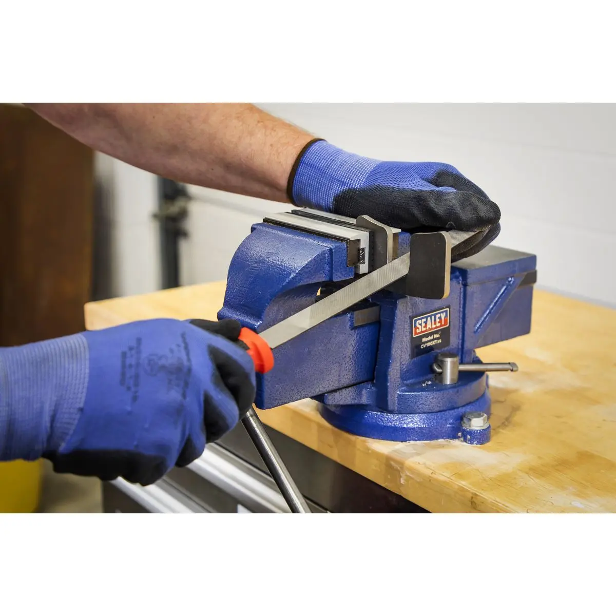 Sealey Premier Smooth Cut Half-Round Engineer's File 200mm - Image 7