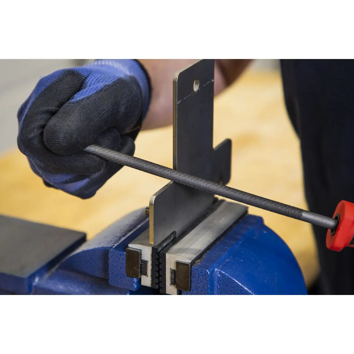 Sealey Premier Smooth Cut Round Engineer's File 200mm - Image 6