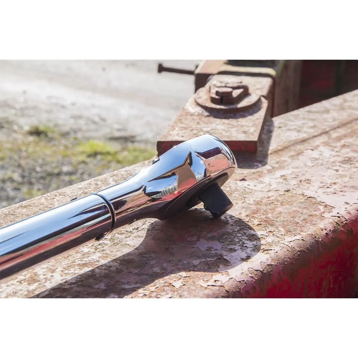Sealey Premier Torque Wrench 3/4"Sq Drive 237-983Nm(150-750lb.ft) Push-Through Calibrated - Image 3