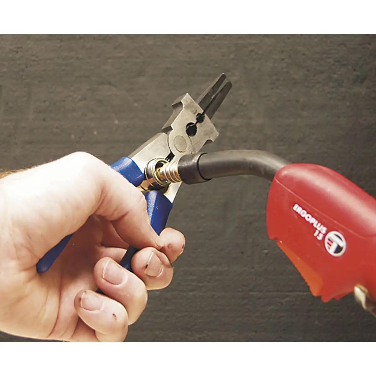 Sealey Premier Welding Pliers - Image 2