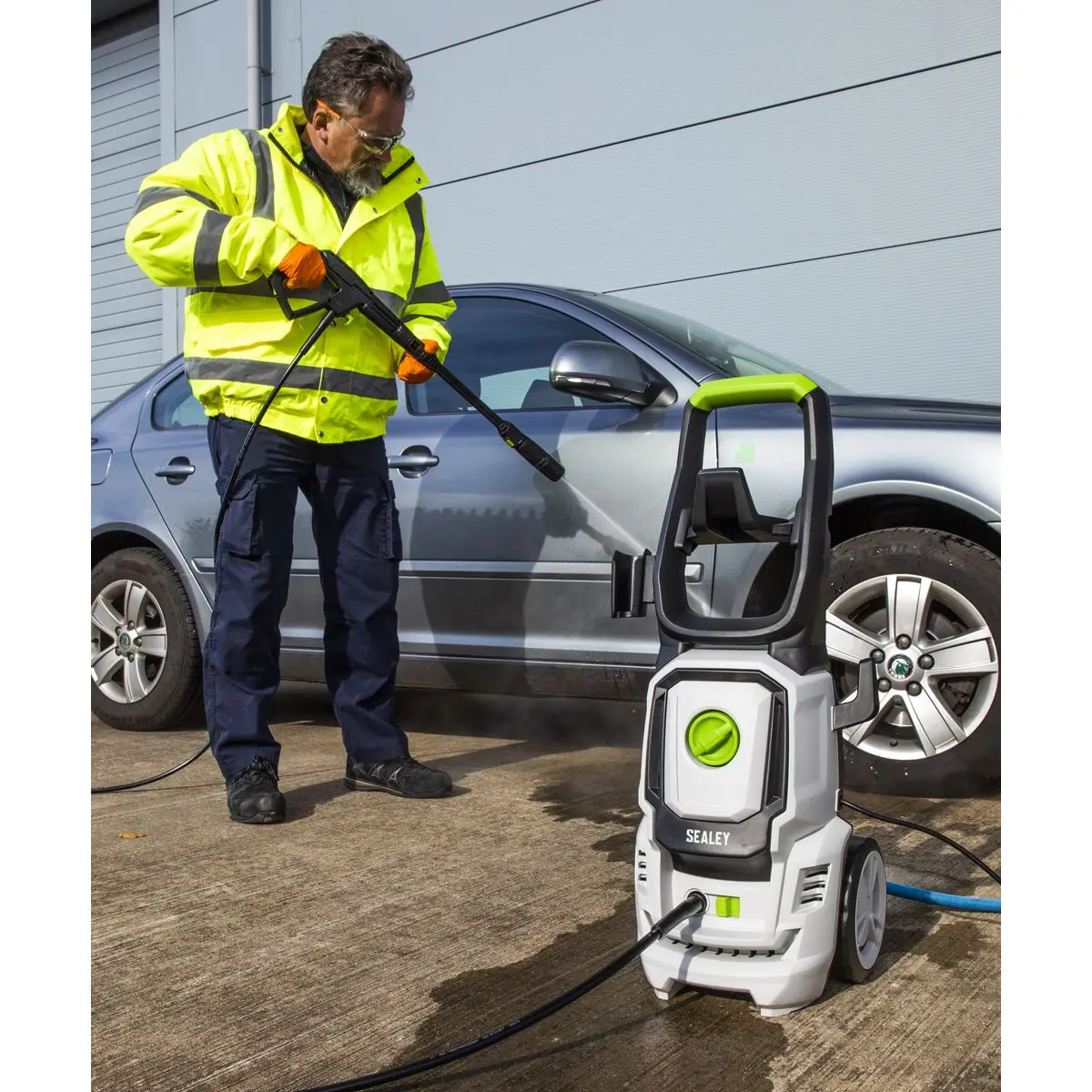 Sealey Pressure Washer 130bar 420L/hr with TSS & Rotablast® Nozzle - Image 4
