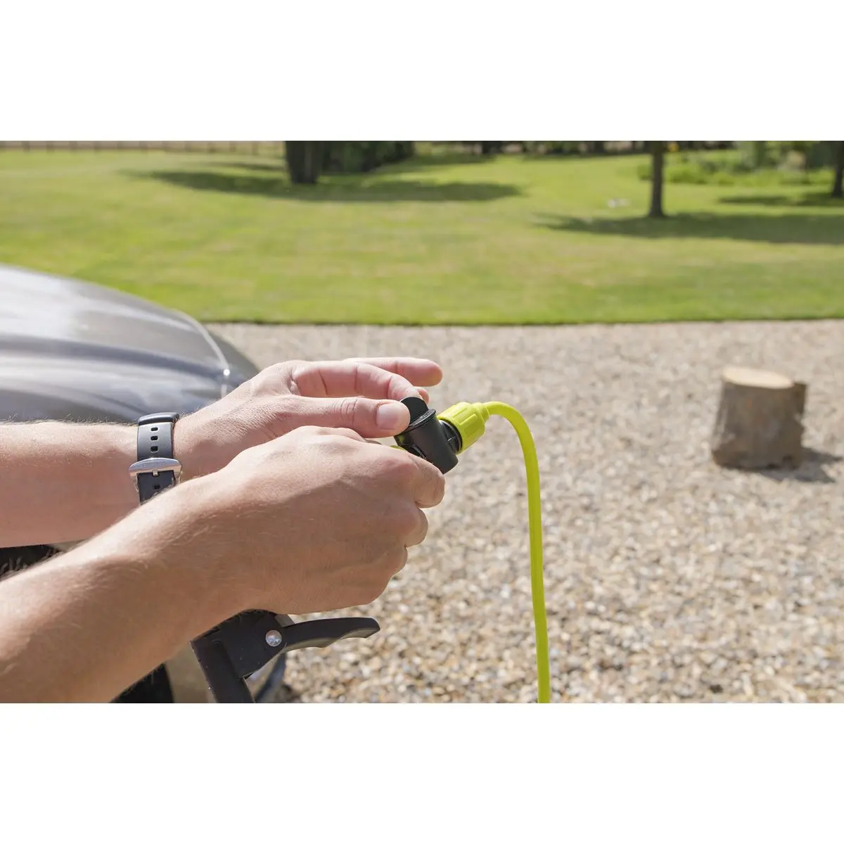 Sealey Pressure Washer Submersible Pump 12V in Storage Case - Image 11