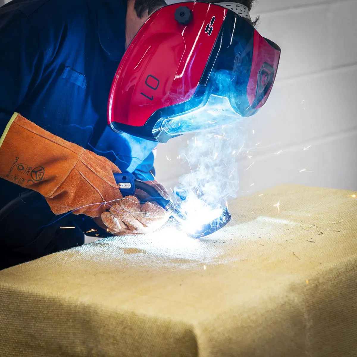 Sealey Professional MIG Welder 200A 230V with Binzel® Euro Torch - Image 12
