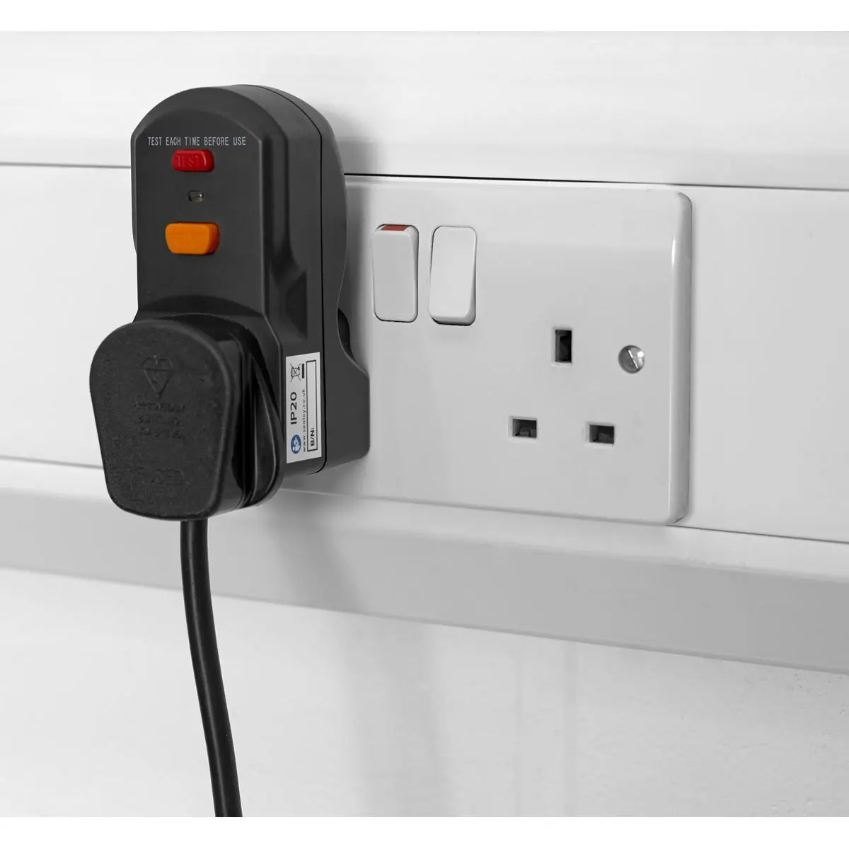 Sealey RCD Safety Adaptor 230V - Image 5