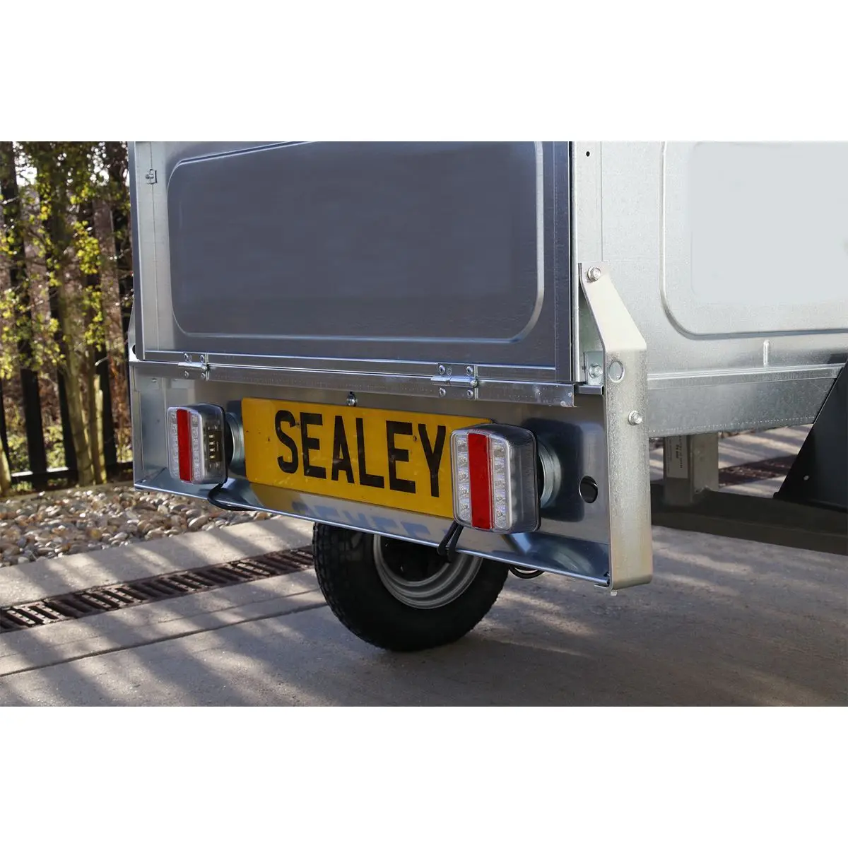 Sealey Rear Lighting Set Magnetic LED 12V - Image 2