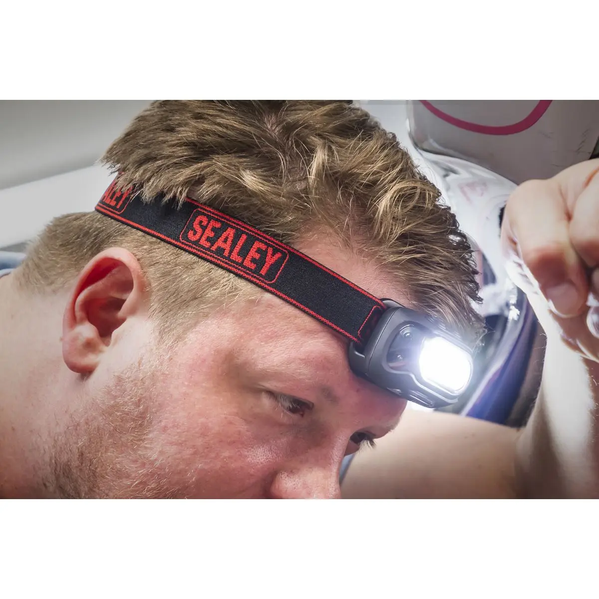 Sealey Rechargeable Head Torch with Auto-Sensor 8W COB LED - Image 9