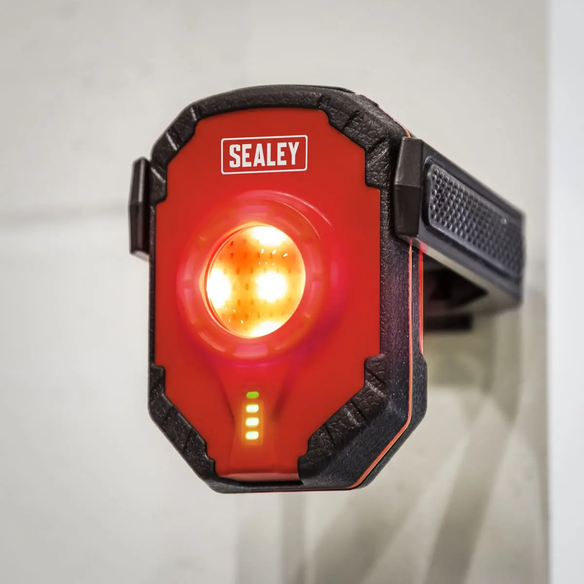 Sealey Rechargeable Worklight 15W COB LED - Image 12
