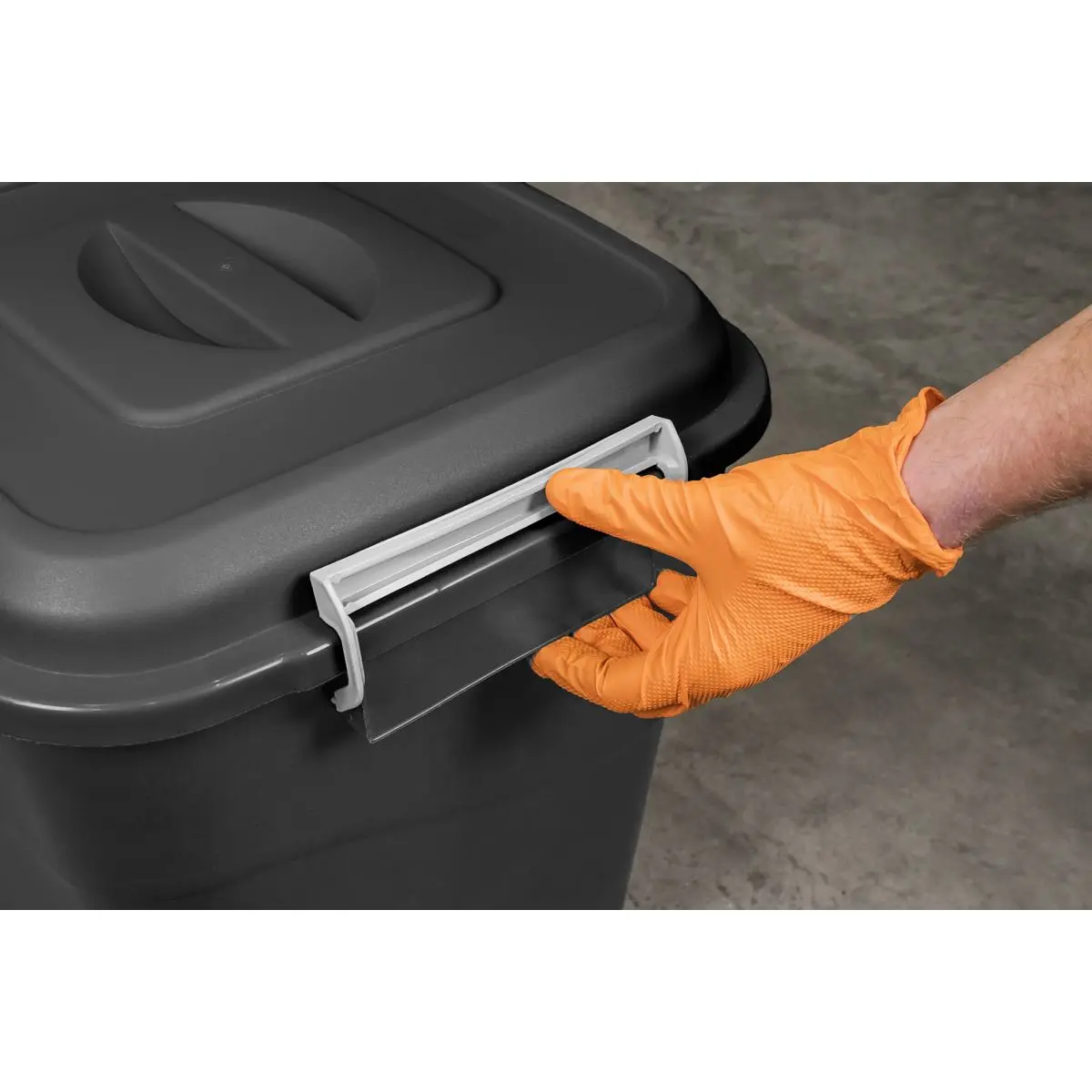 Sealey Refuse/Storage Bin 75L - Black - Image 6