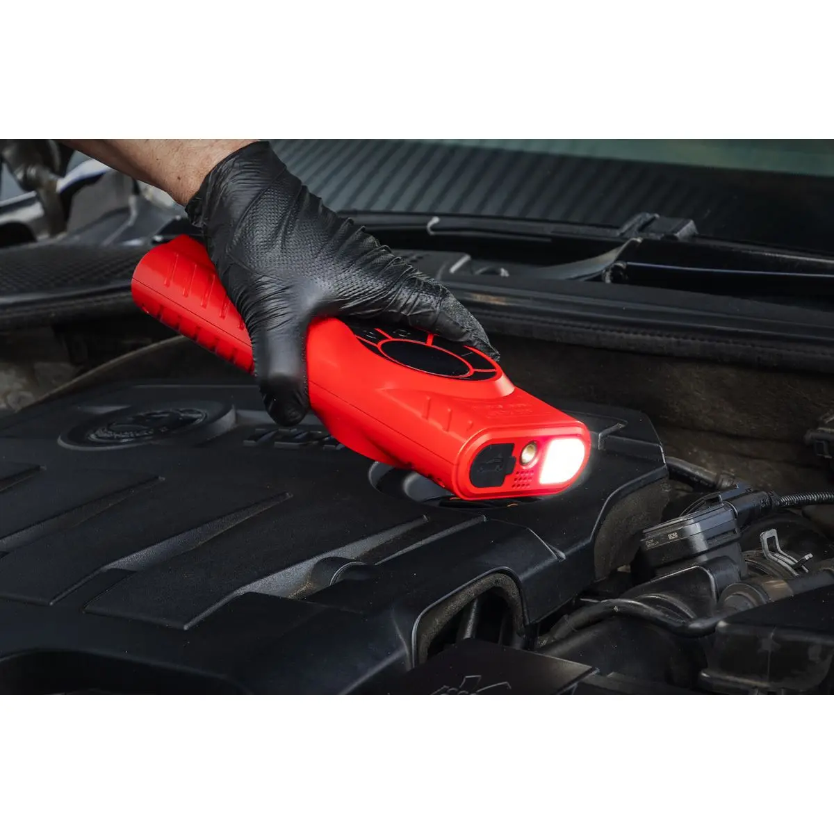 Sealey RoadStart® 1200A 12V Jump Starter & Tyre Inflator - Image 9