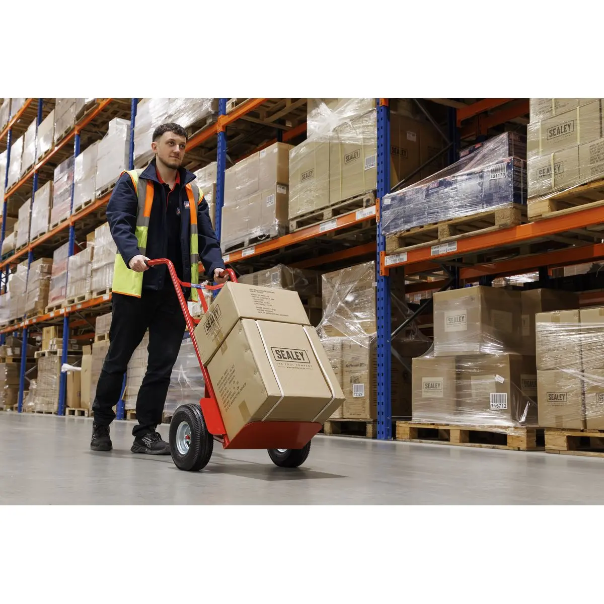 Sealey Sack Truck with Pneumatic Tyres 200kg Capacity - Image 6