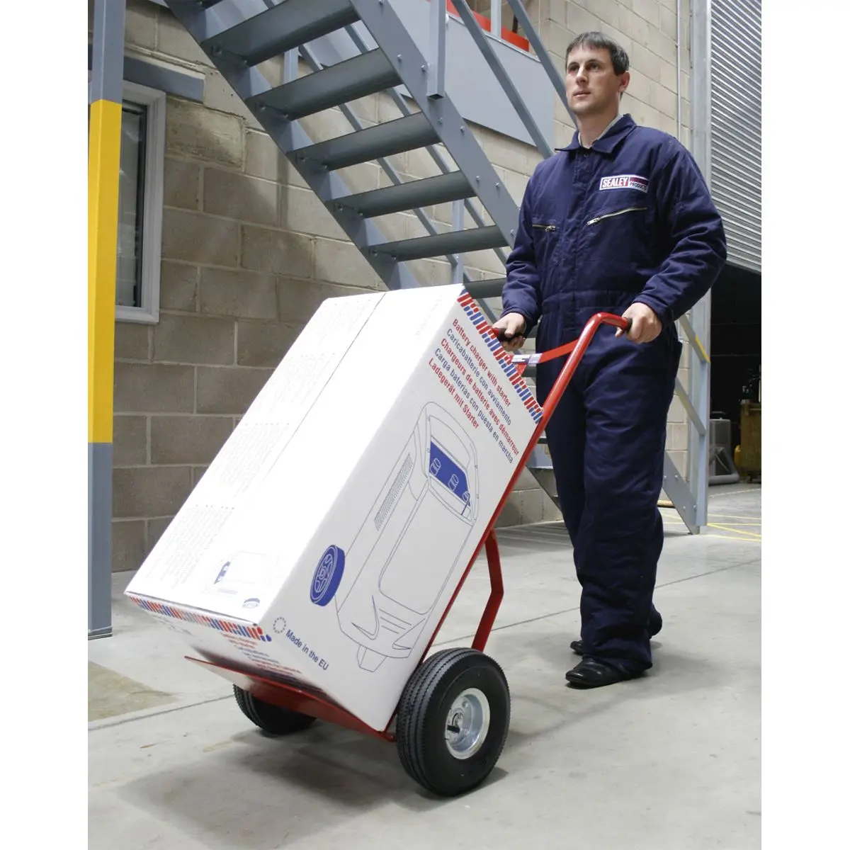 Sealey Sack Truck with Pneumatic Tyres 200kg Capacity - Image 12